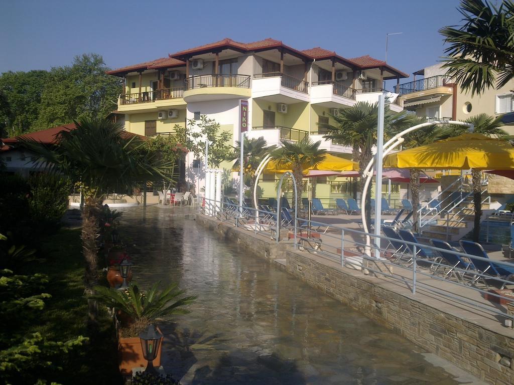 Hotel Niko Paradise Platamonas Exterior photo